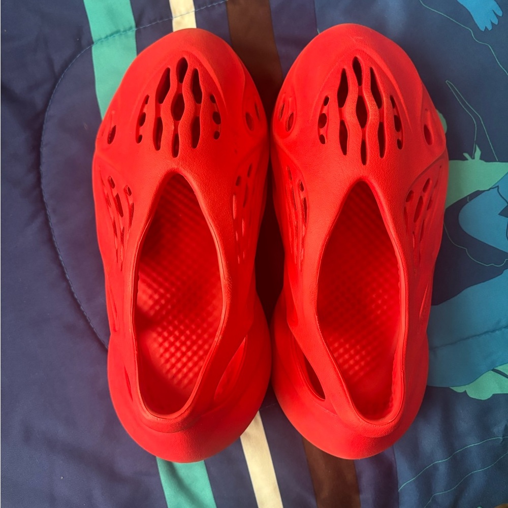 Yeezy Kids Sneakers in Vibrant Red